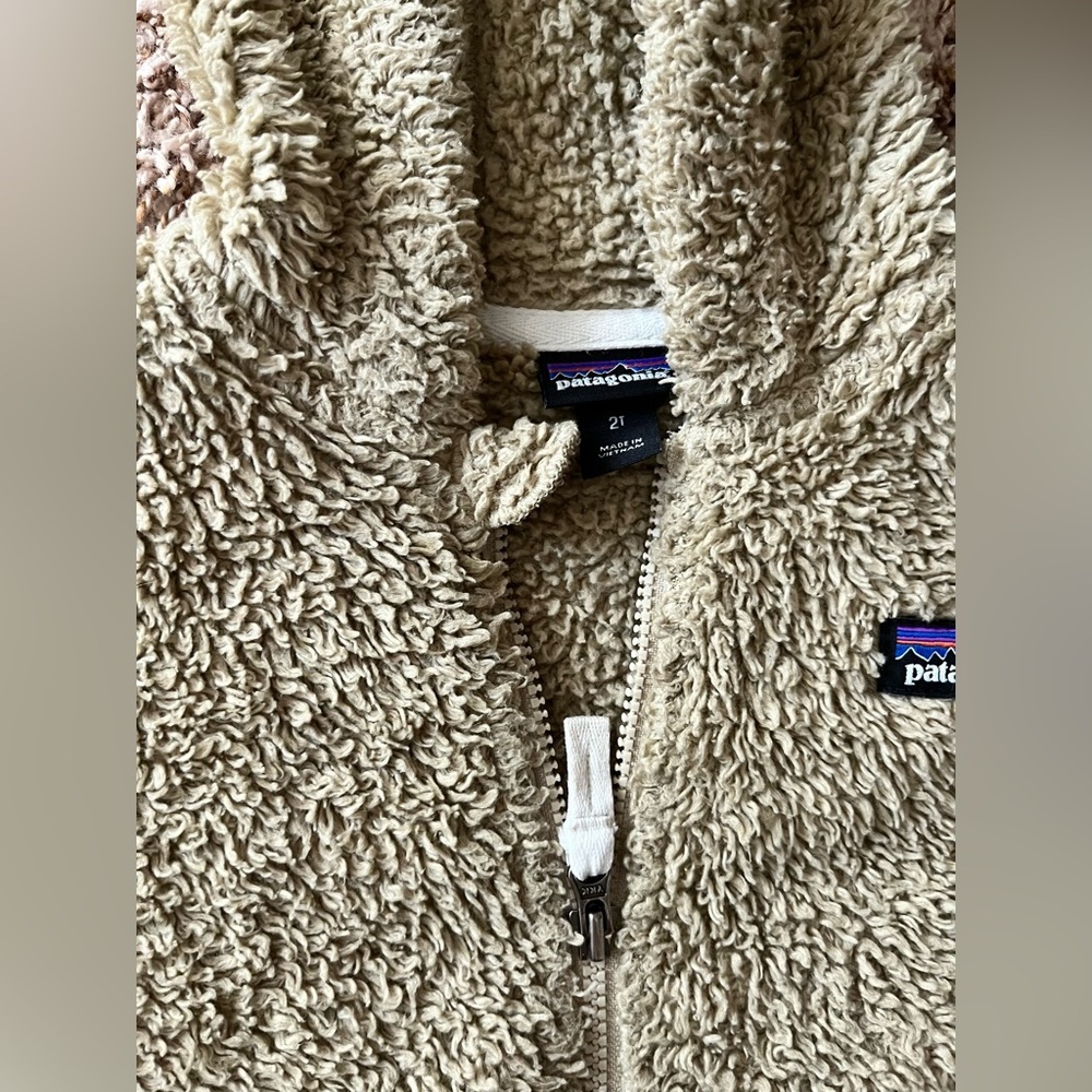 Patagonia Baby Furry Friends Hoody - Picture 6 of 7